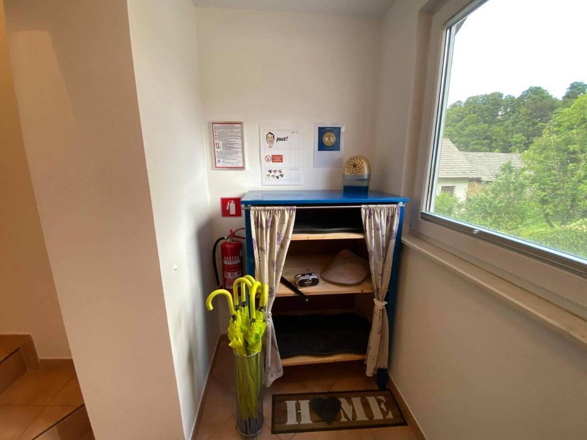 Apartment Kranj - Huge Terrace, Free P, Wi - Fi, Ac ภายนอก รูปภาพ